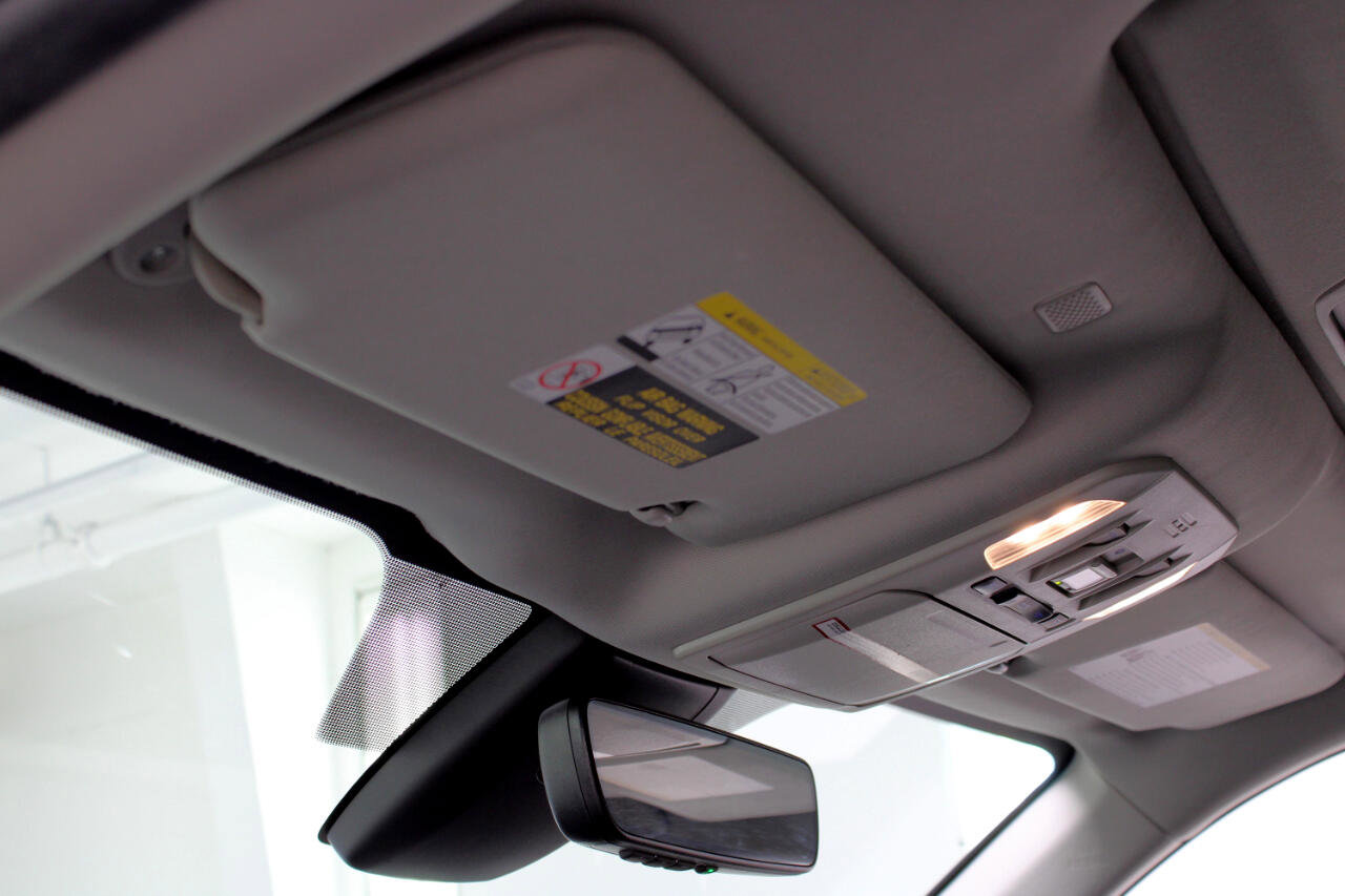 Used 2021 Toyota Highlander XLE image 70