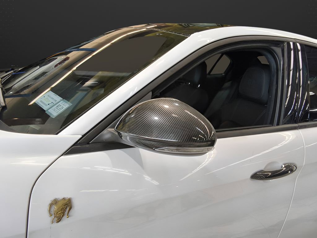 Used 2022 Alfa Romeo Giulia Ti image 12