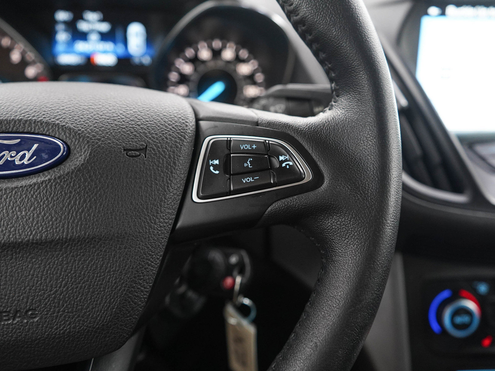 Used 2018 Ford Escape SEL AWD/4WD image 28