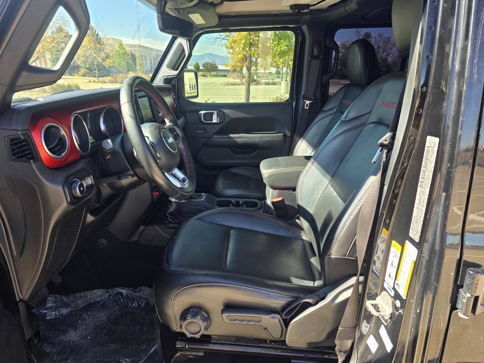 Used 2020 Jeep Wrangler Unlimited Rubicon AWD/4WD image 13