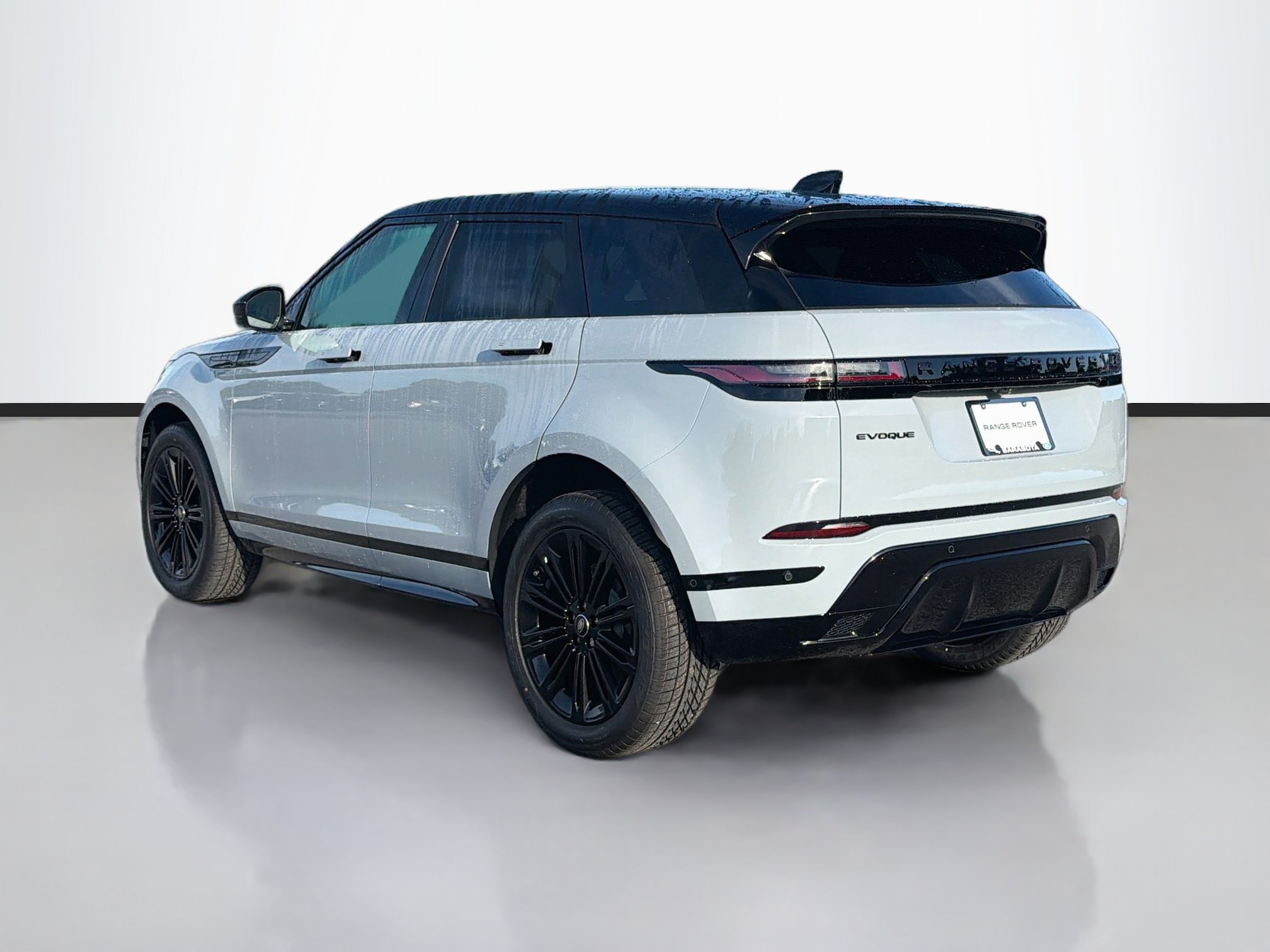 New 2026 Land Rover Range Rover Evoque Hoxton AWD/4WD image 3