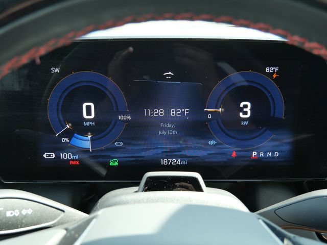 Used 2024 Chevrolet Equinox EV RS AWD/4WD image 25
