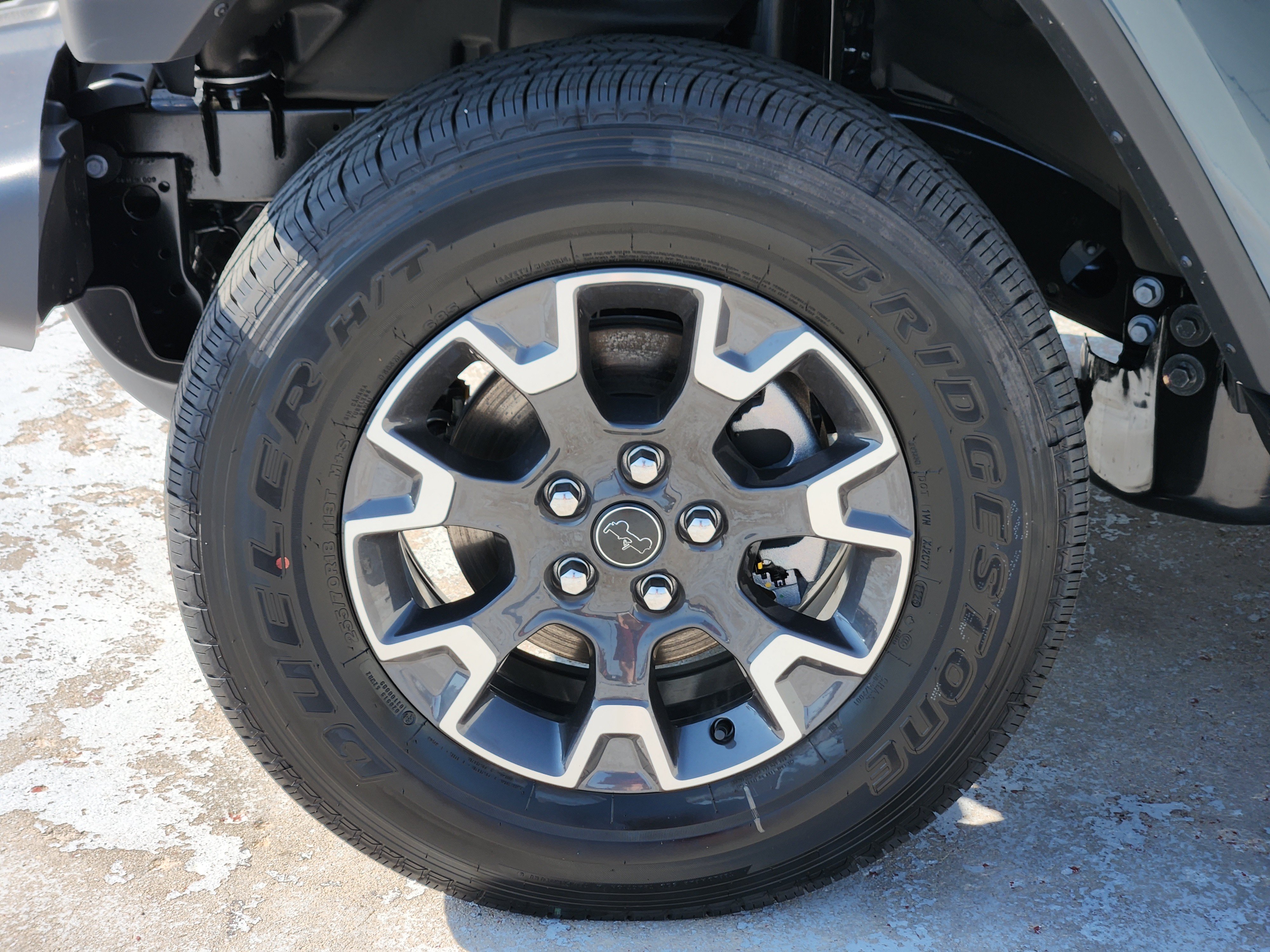 New 2026 Jeep Wrangler Unlimited Sahara AWD/4WD image 10