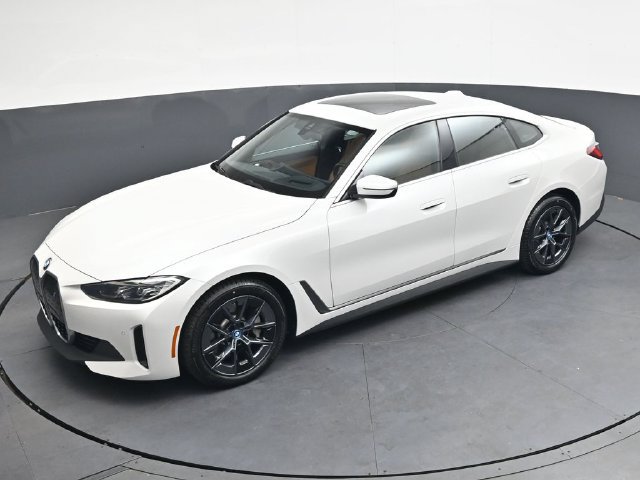 Certified 2024 BMW i4 eDrive35 w/ Premium Package RWD image 30