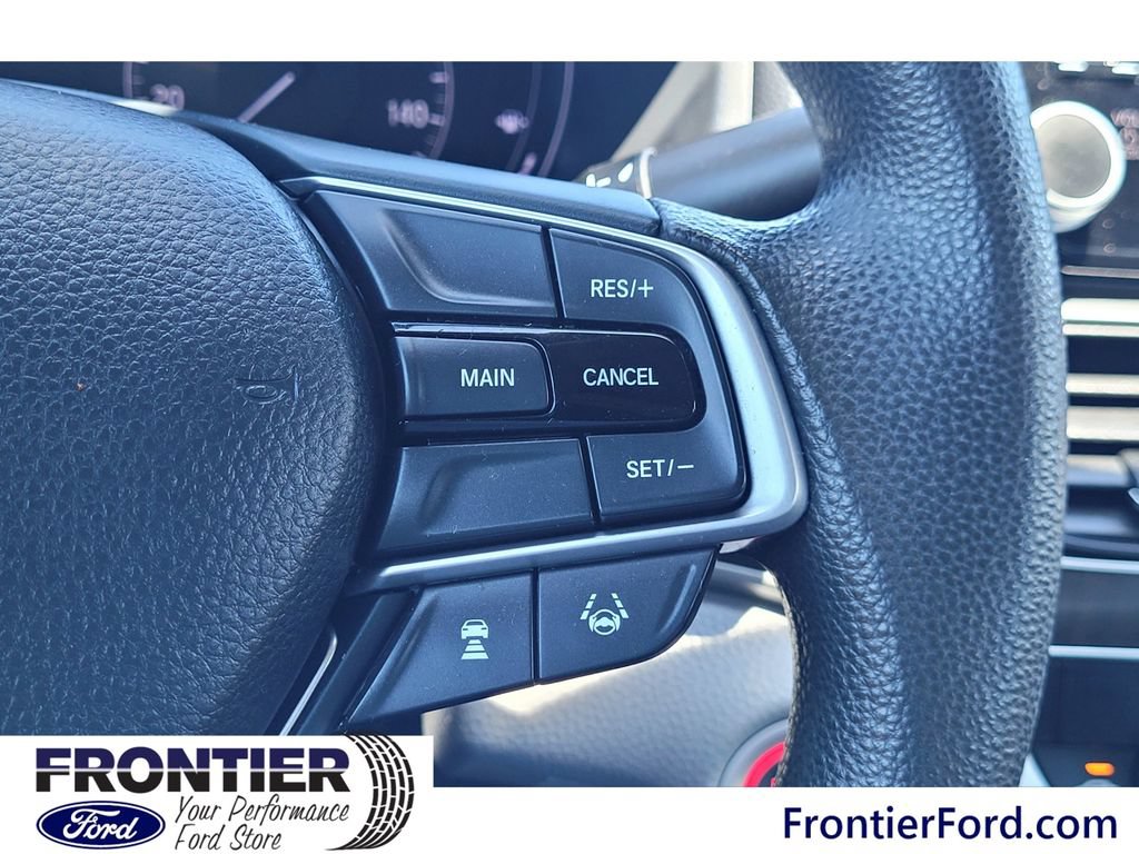 Used 2018 Honda Accord EX image 17