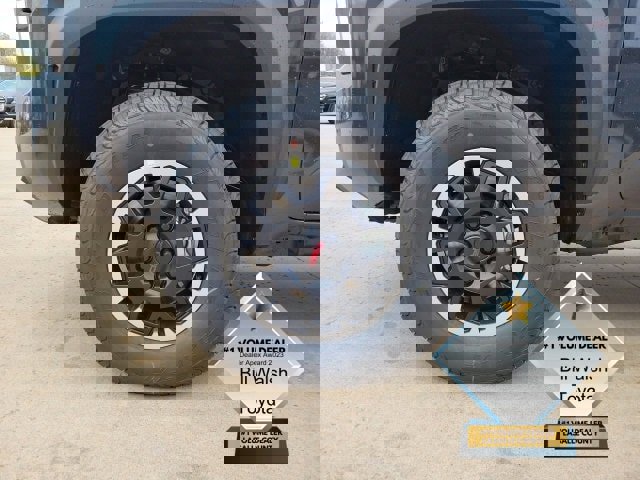 New 2025 Toyota Tacoma TRD Off-Road image 18