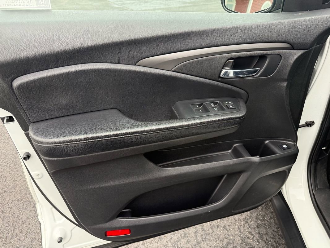 Used 2020 Honda Pilot EX image 13