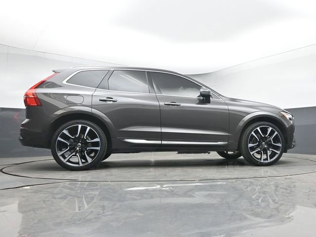 Used 2023 Volvo XC60 B5 Ultimate FWD image 42
