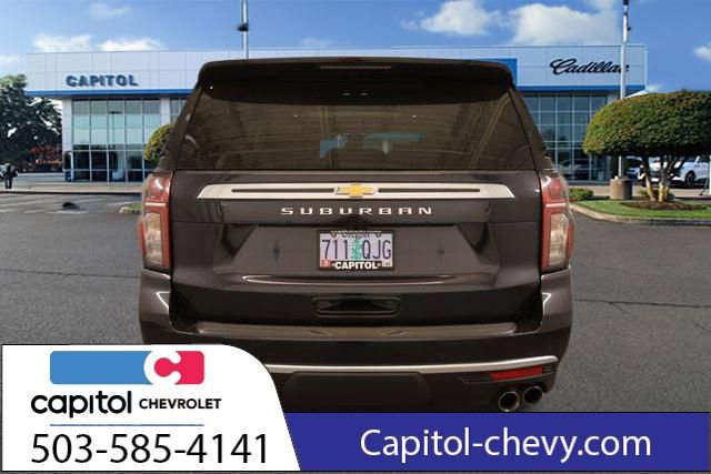 Used 2024 Chevrolet Suburban High Country w/ Advanced Technology Package image 3