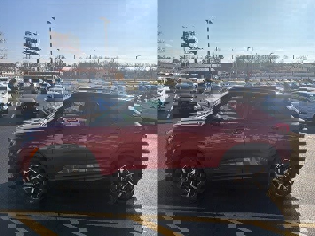 Used 2021 Chevrolet TrailBlazer RS w/ Sun and Liftgate Package image 3