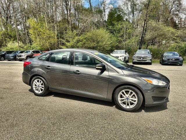 Used 2017 Ford Focus SE FWD image 11