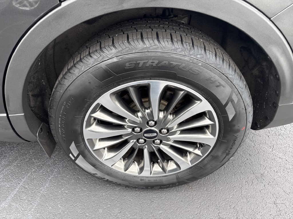 Used 2019 Lincoln Nautilus Select FWD image 21