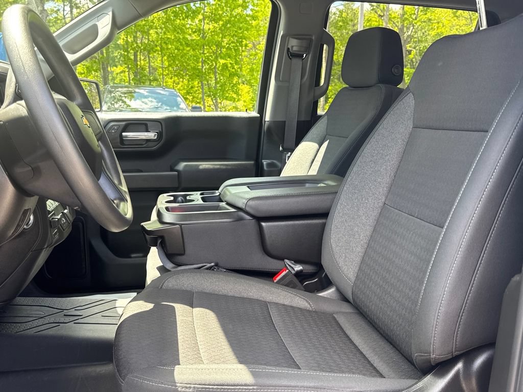 Certified 2024 Chevrolet Silverado 1500 Custom w/ LPO, Dark Essentials Package AWD/4WD image 13