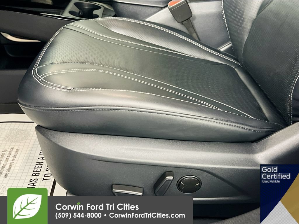 Used 2023 Ford Mustang Mach-E Premium AWD/4WD image 24