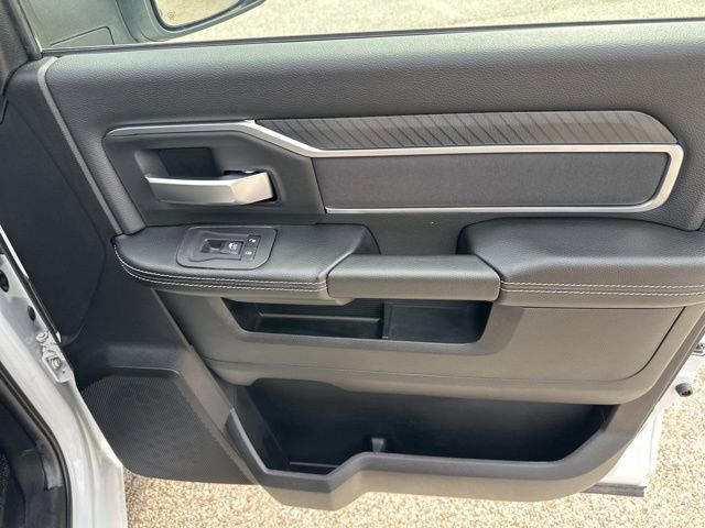 New 2026 RAM 3500 Big Horn AWD/4WD image 40