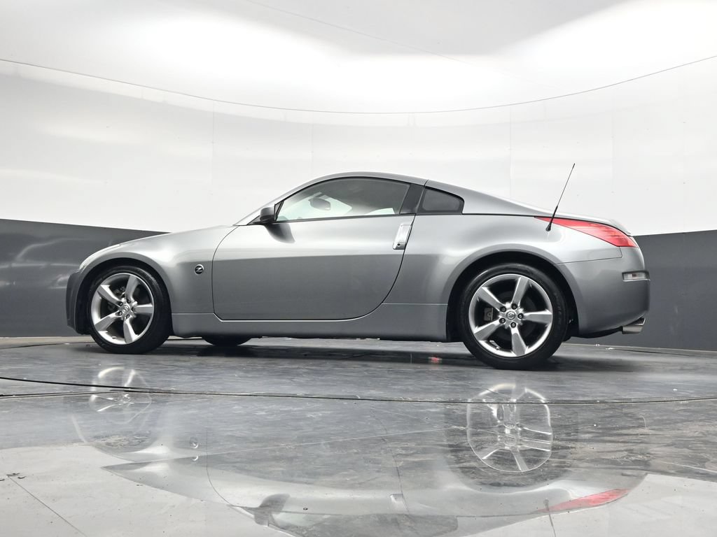 Used 2006 Nissan 350Z Enthusiast RWD image 29