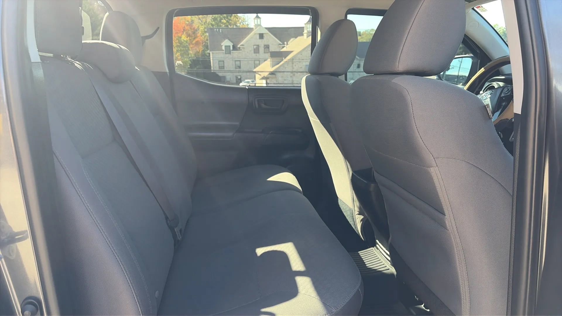 Used 2021 Toyota Tacoma SR5 image 40