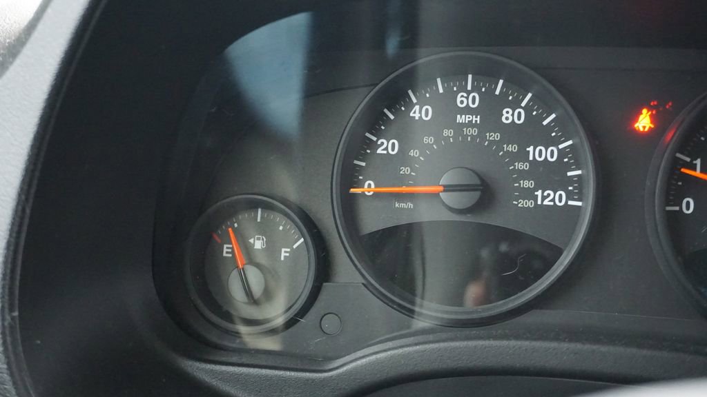 Used 2012 Jeep Patriot Latitude image 34