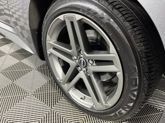 Used 2024 Nissan Z Sport w/ Floor Mat Package RWD image 14