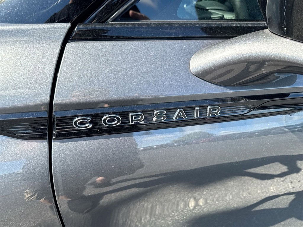 New 2025 Lincoln Corsair Reserve w/ Jet Appearance Package image 28