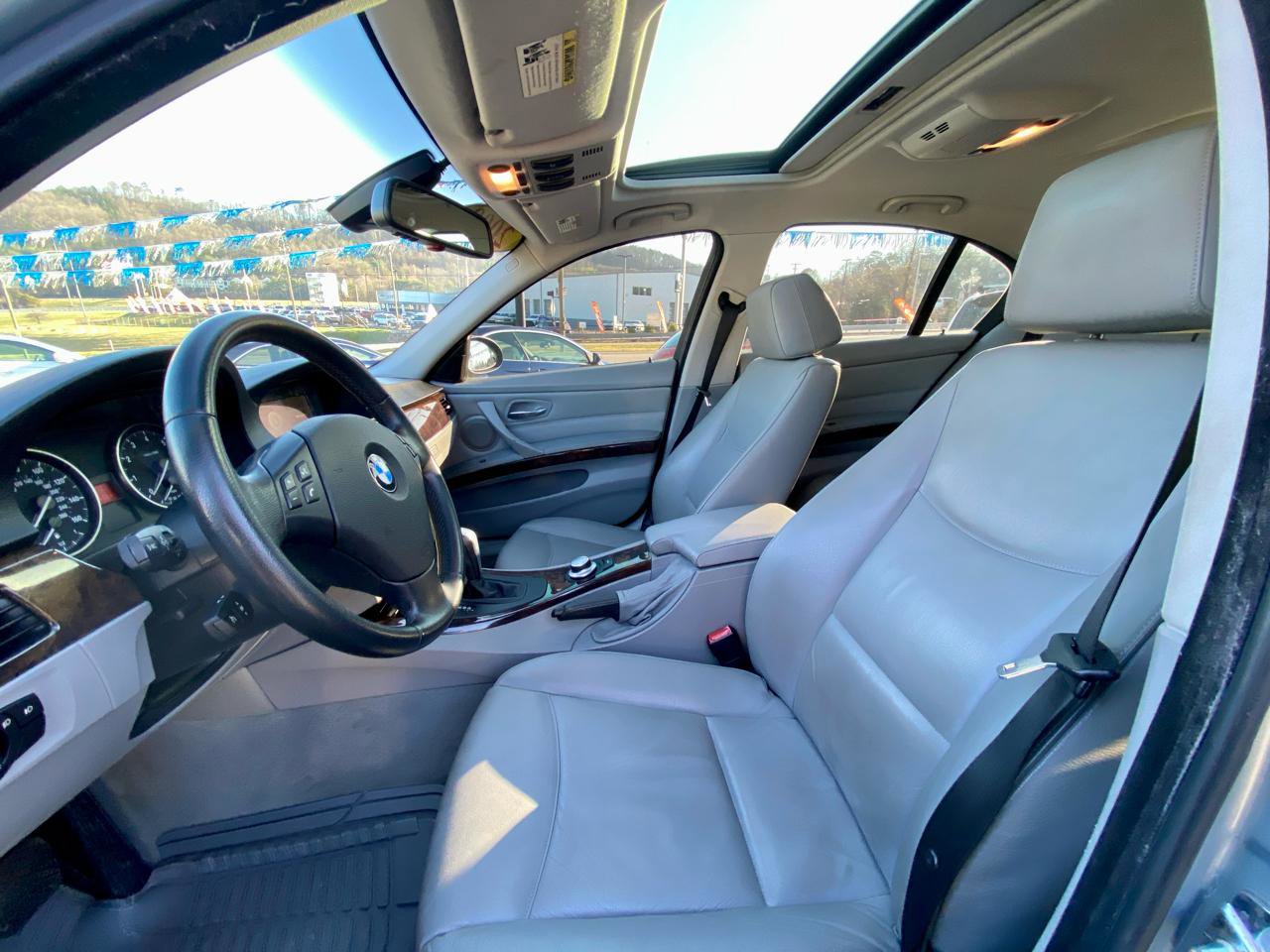 Used 2008 BMW 328xi Sedan AWD/4WD image 11