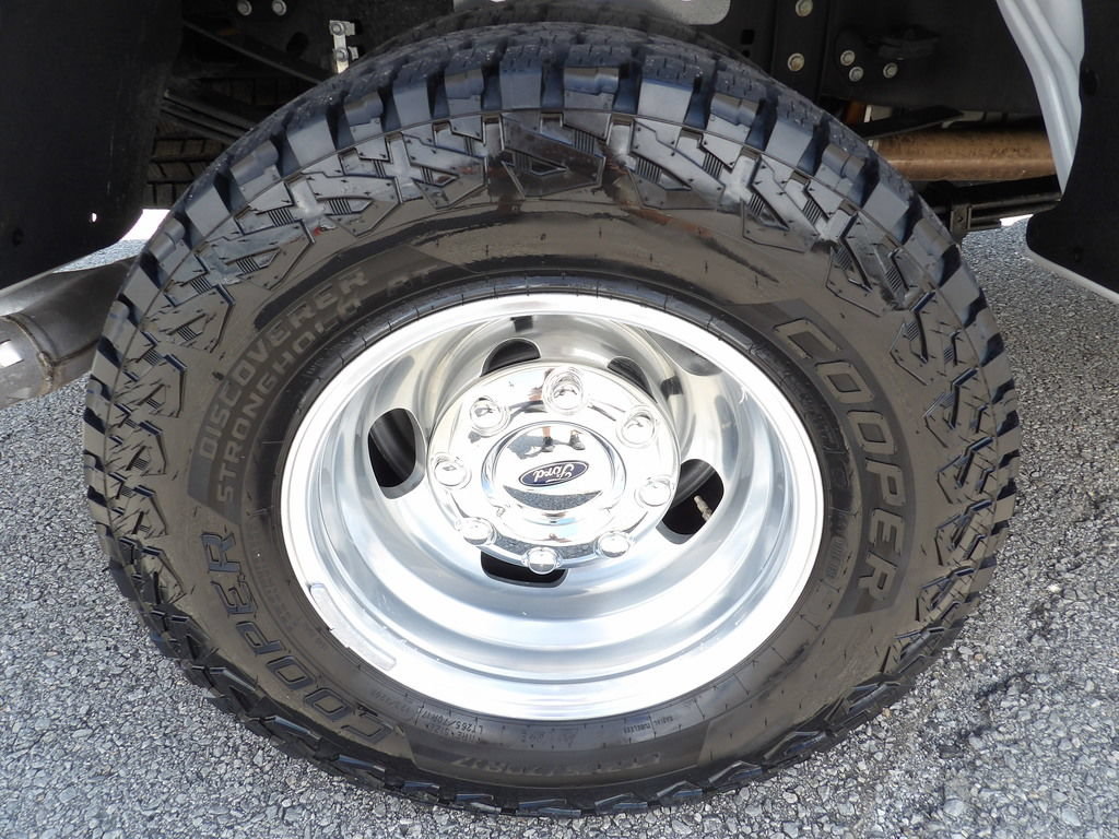 Used 2025 Ford F350 XLT AWD/4WD image 56