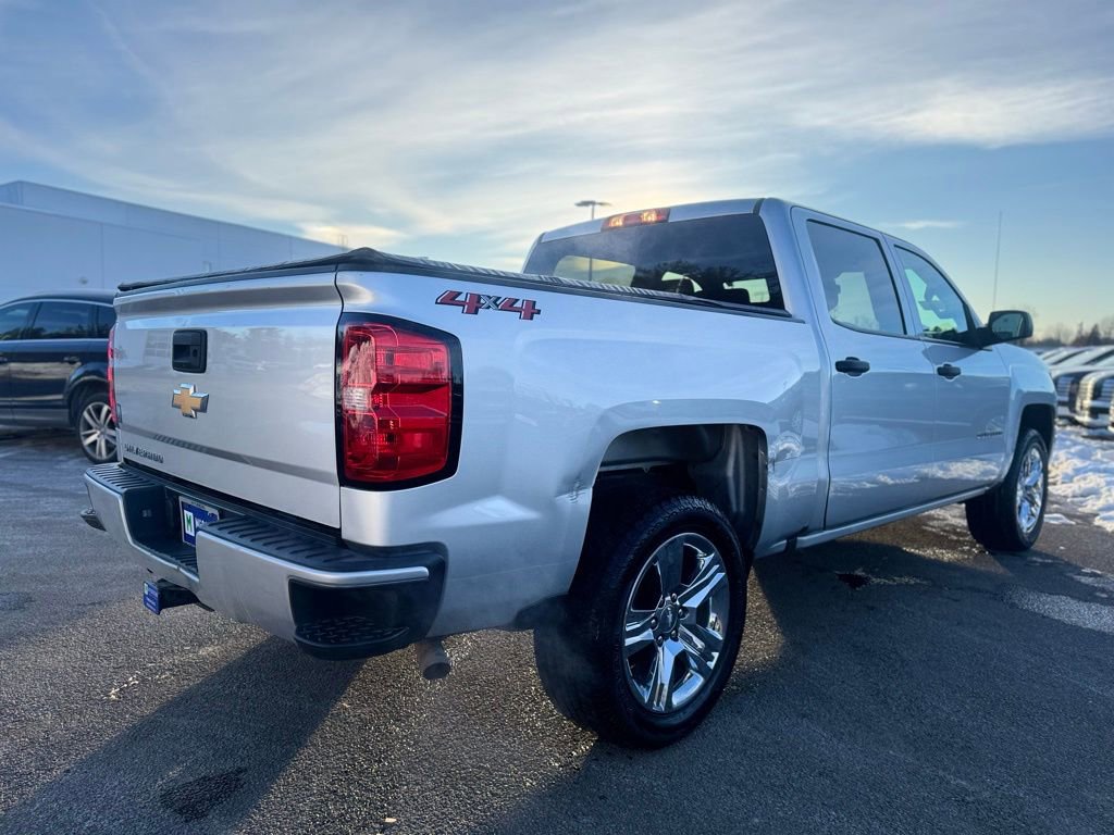 Used 2018 Chevrolet Silverado 1500 Custom w/ Custom Value Package image 4
