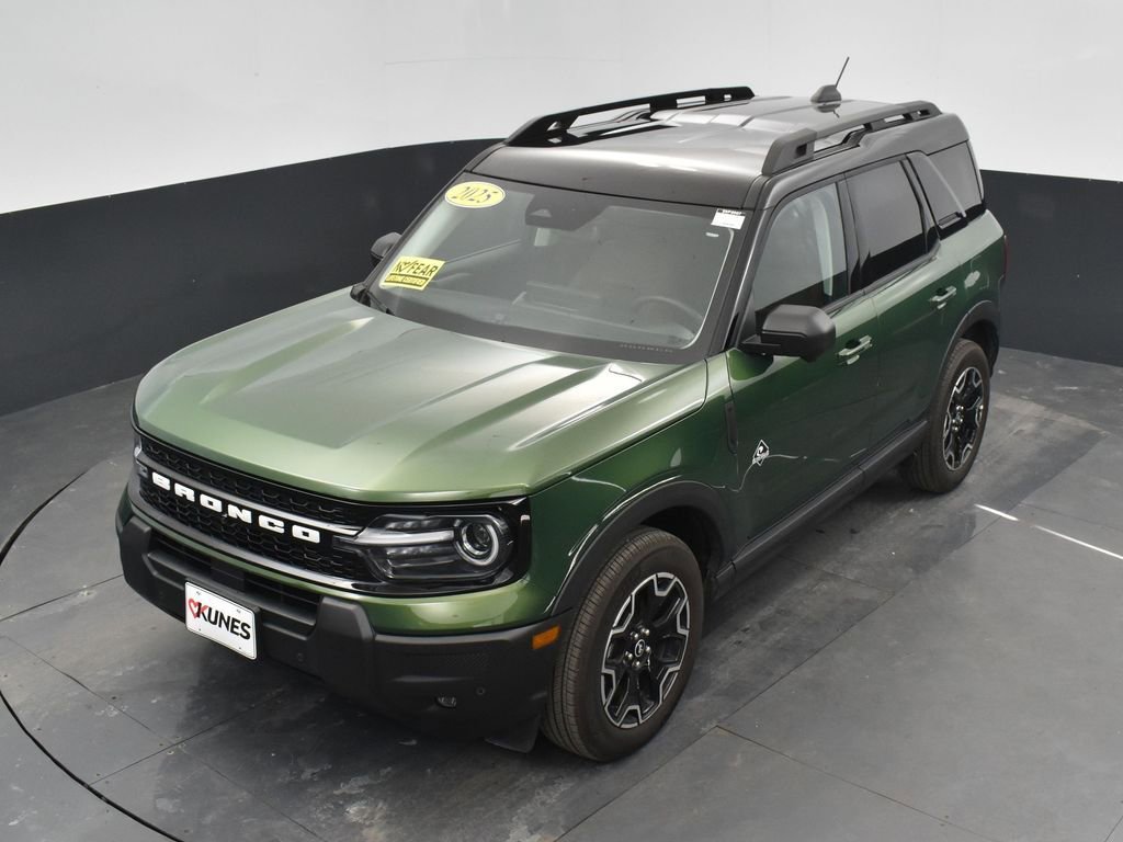 Used 2025 Ford Bronco Sport Outer Banks w/ Outer Banks Tech Package+ AWD/4WD image 48