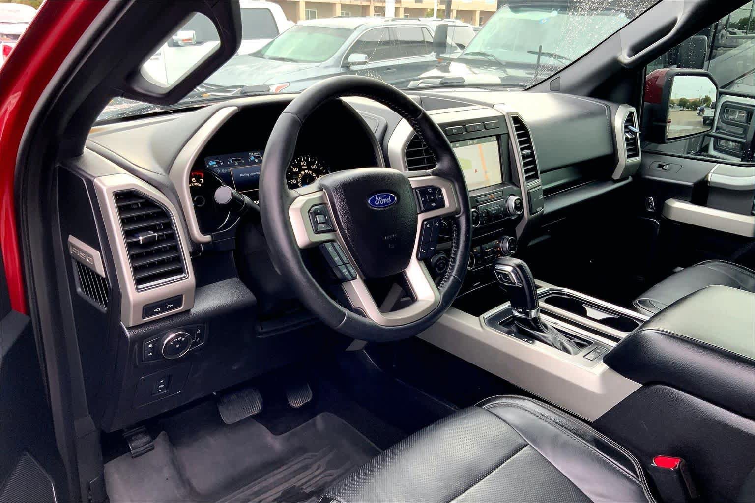 Used 2017 Ford F150 Lariat w/ Equipment Group 502A Luxury AWD/4WD image 16