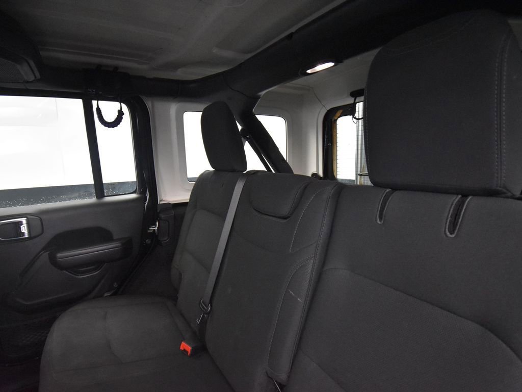 Used 2022 Jeep Wrangler Unlimited Sport image 10