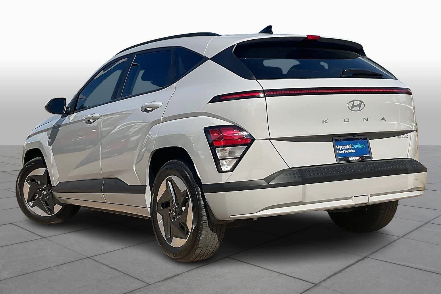 Certified 2024 Hyundai Kona SEL image 11