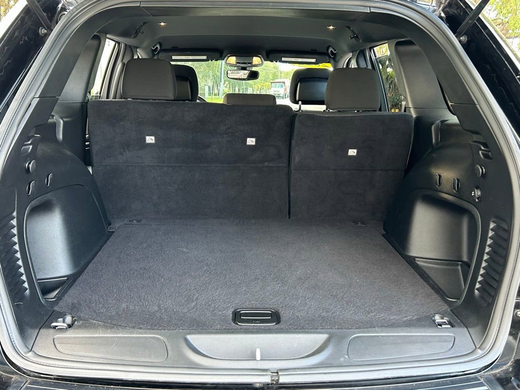 Certified 2022 Jeep Grand Cherokee Laredo E image 33