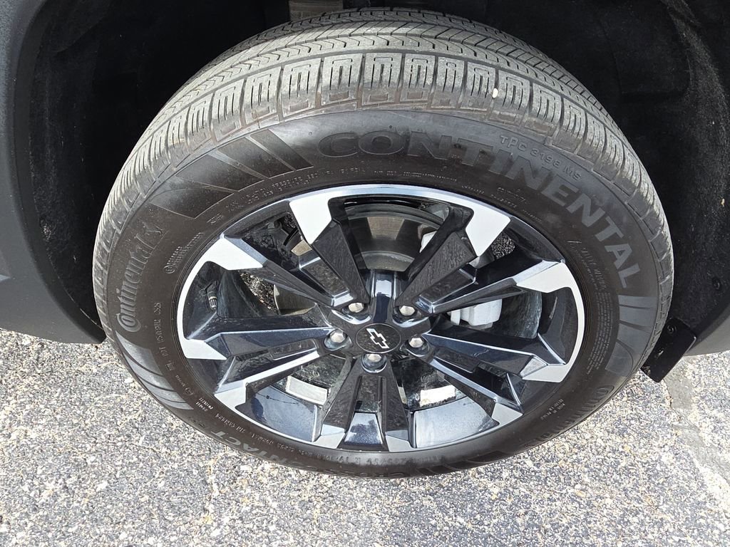 New 2026 Chevrolet Equinox RS w/ Convenience Package III FWD image 10