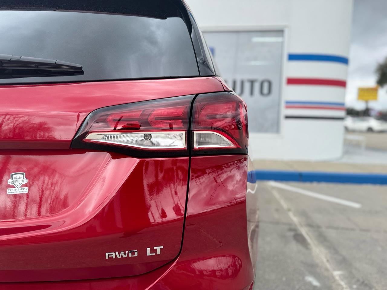 Used 2023 Chevrolet Equinox LT image 30