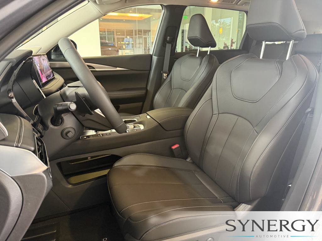 New 2027 INFINITI QX60 Luxe w/ Cargo Package FWD image 25