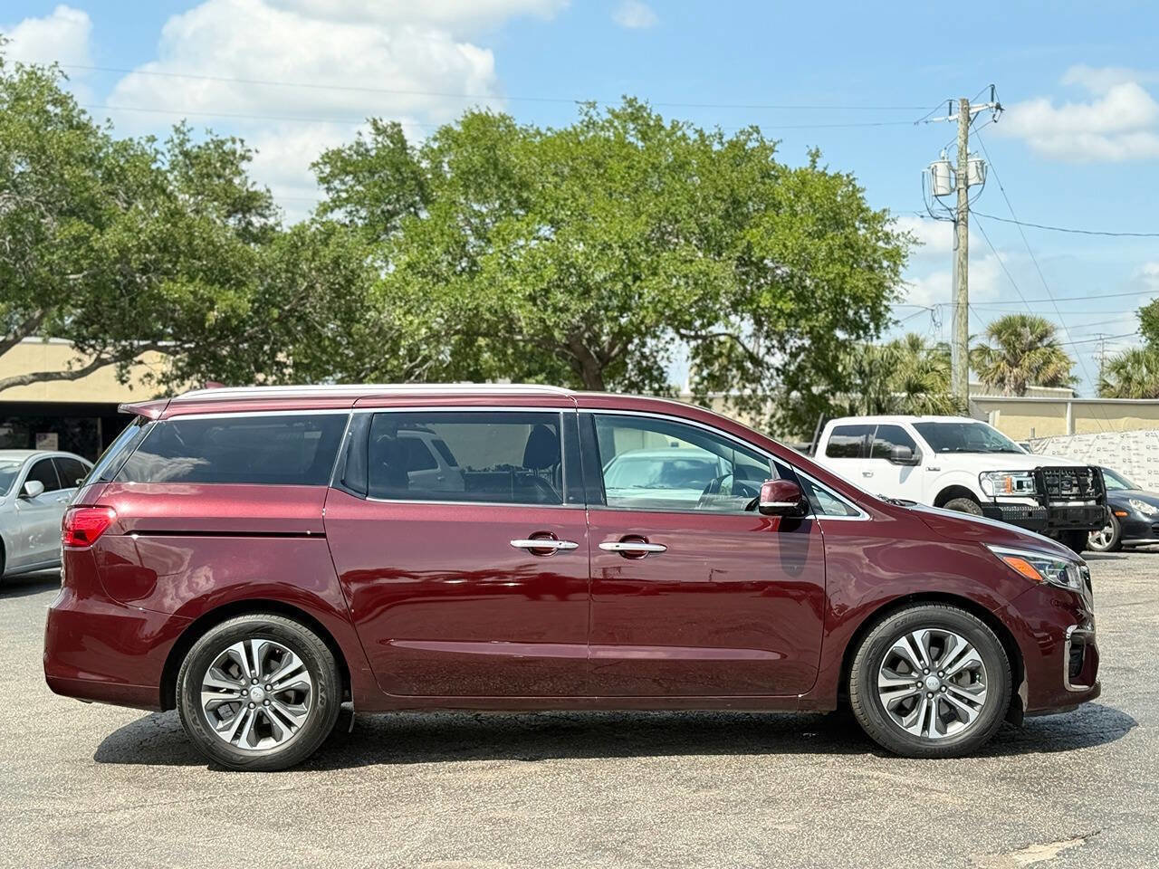 Used 2020 Kia Sedona SX image 9