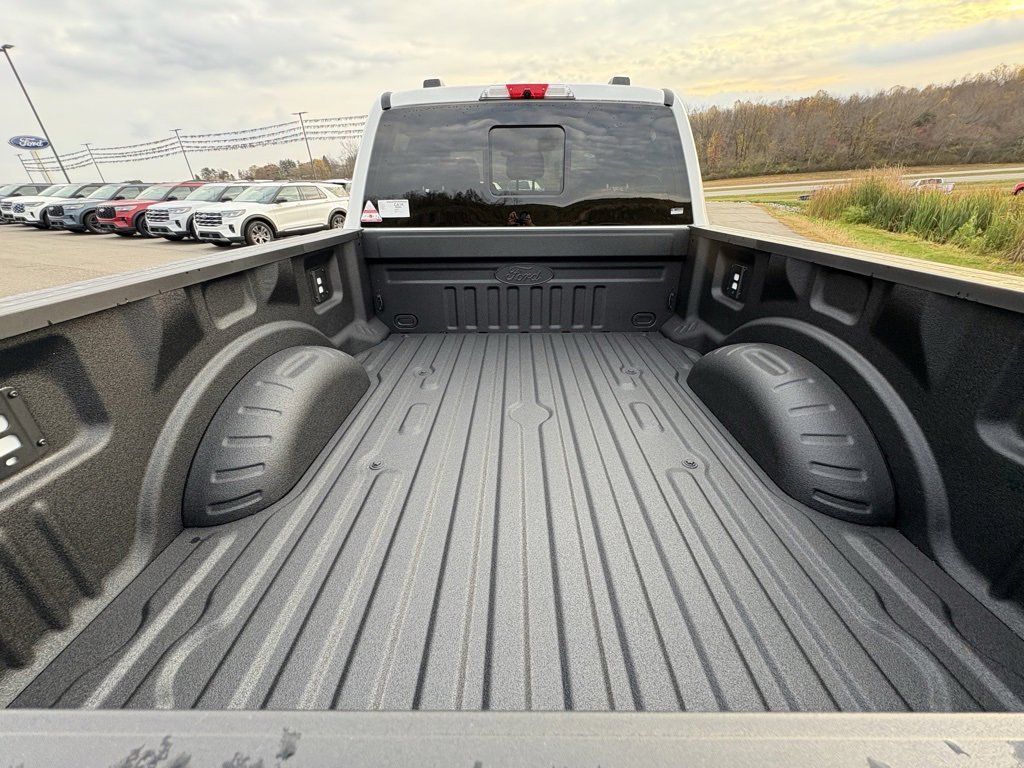 New 2026 Ford F250 Lariat w/ Lariat Premium Package image 22