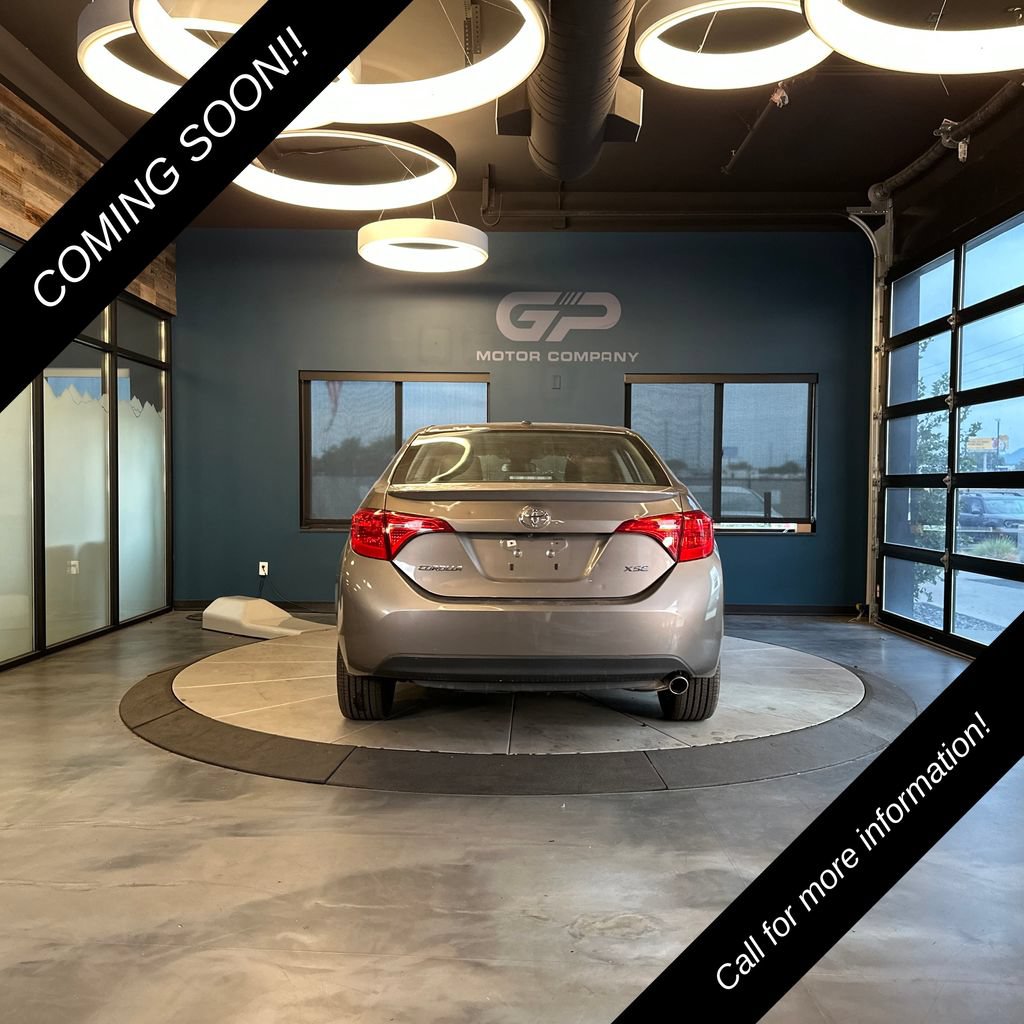 Used 2017 Toyota Corolla XSE w/ Carpet Mat Package (TMS) FWD image 4