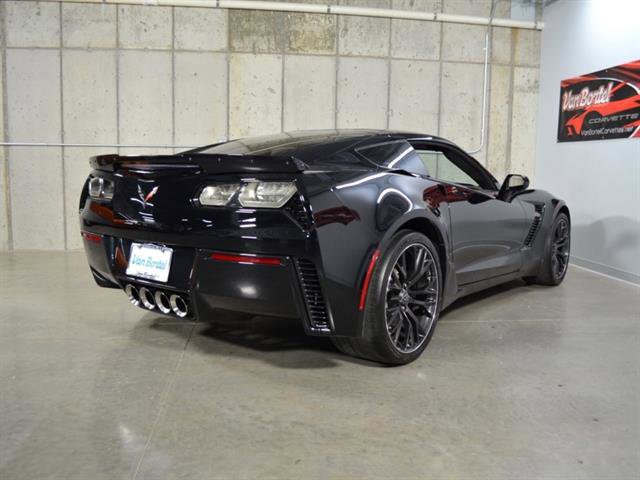 Used 2016 Chevrolet Corvette Z06 w/ 3LZ Preferred Equipment Group image 7