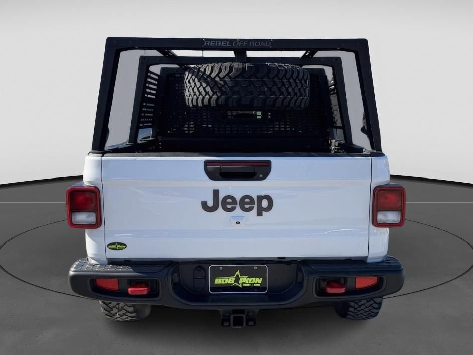 Used 2023 Jeep Gladiator Rubicon w/ Cold Weather Group image 4