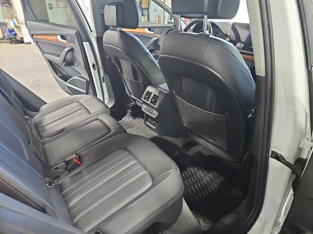 Used 2023 Audi Q5 2.0T Premium Plus w/ Premium Plus Package AWD/4WD image 11