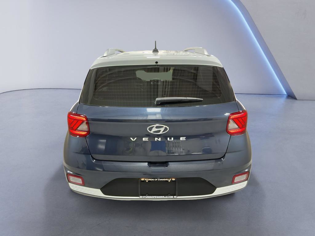 Certified 2024 Hyundai Venue Limited image 3