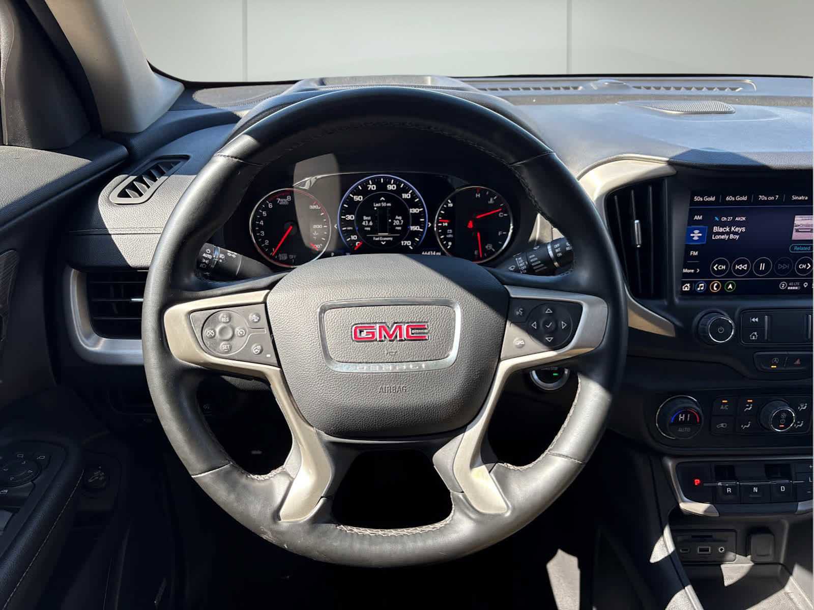 Used 2024 GMC Terrain Denali image 23