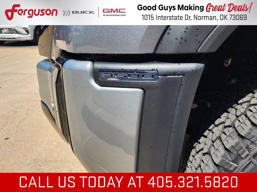 New 2026 GMC Sierra 3500 Denali Ultimate AWD/4WD image 11