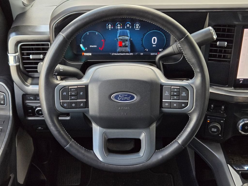 Used 2024 Ford F350 Lariat image 21