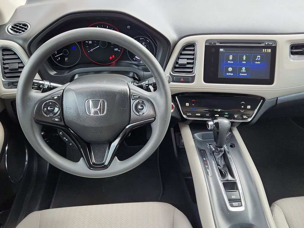Used 2017 Honda HR-V EX image 10