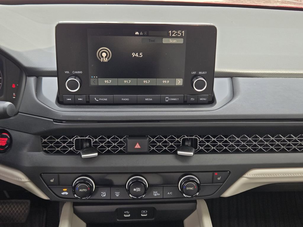 Certified 2023 Honda Accord EX image 21