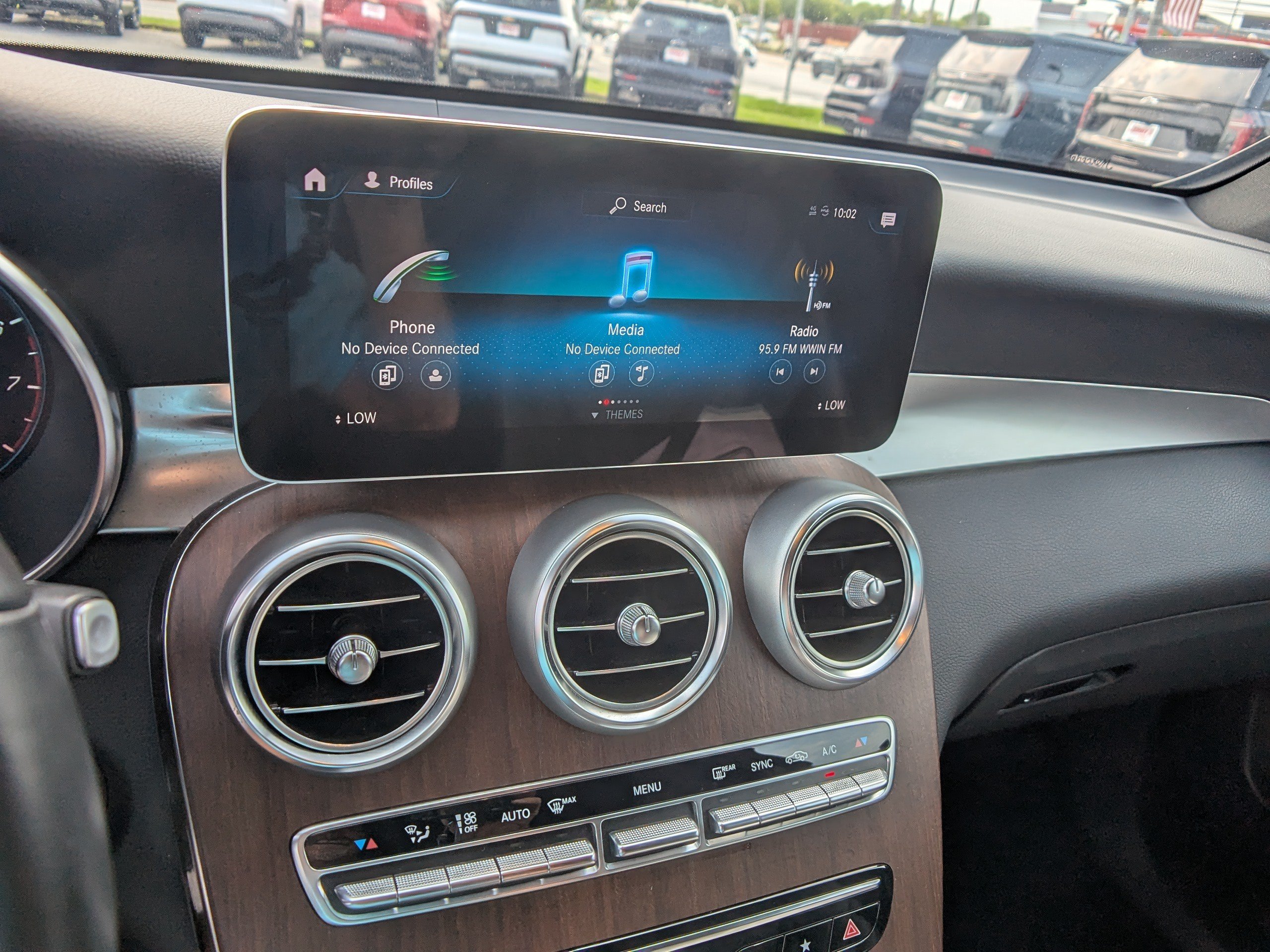 Used 2022 Mercedes-Benz GLC 300 4MATIC image 19