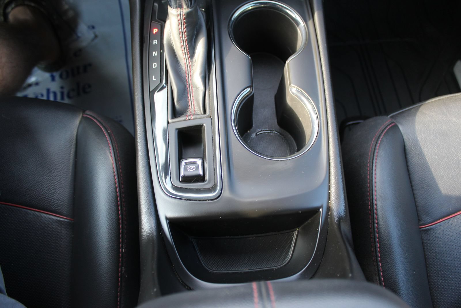 Used 2022 Chevrolet Equinox RS w/ RS Leather Package FWD image 30