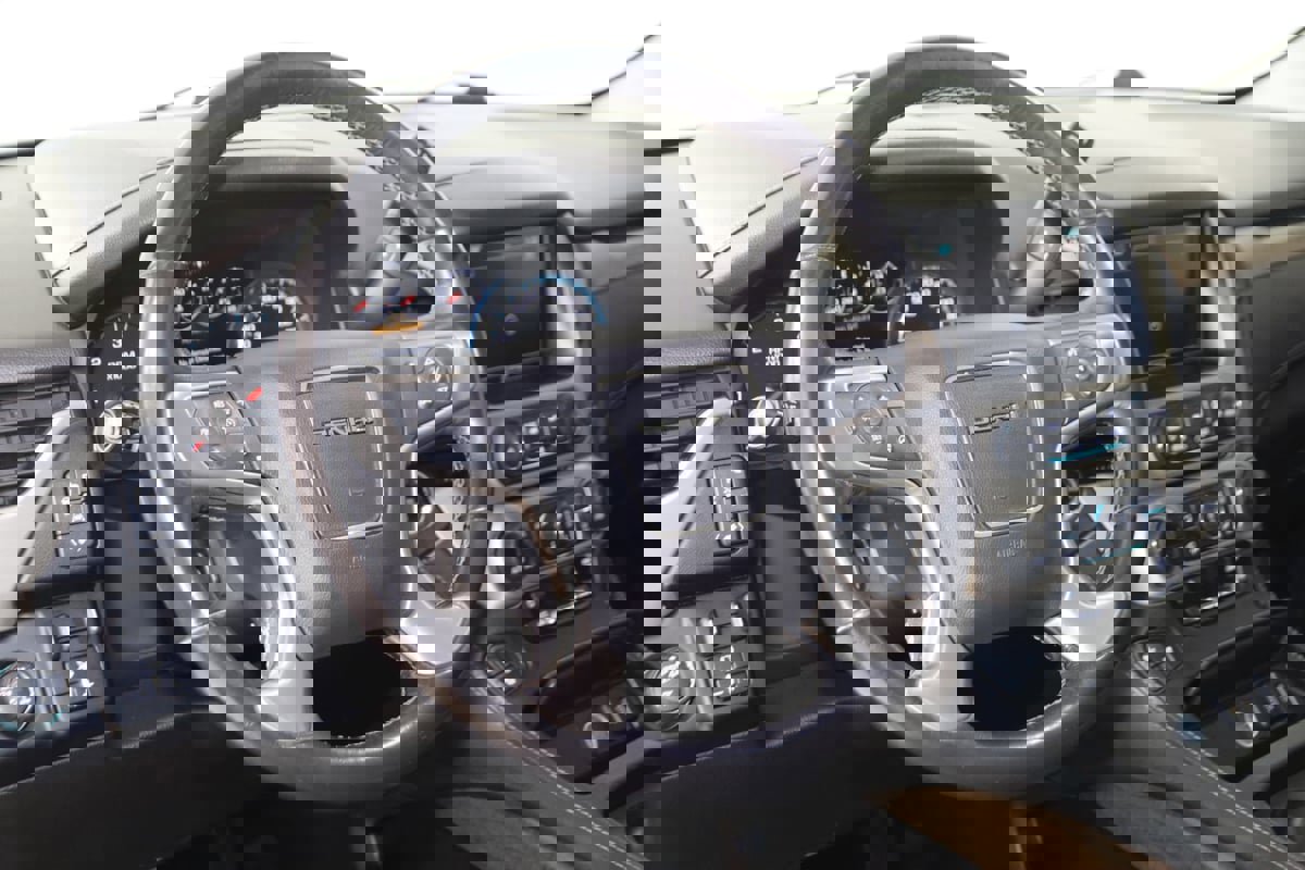 Used 2018 GMC Yukon Denali w/ Open Road Package image 6